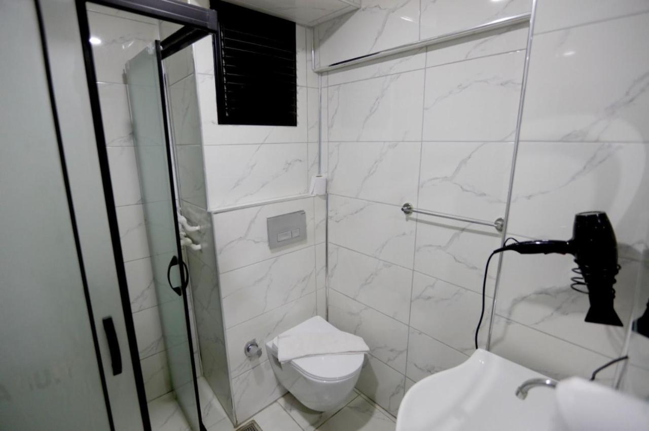 Sara Suit Hotel Provincia di Provincia di Istanbul Esterno foto
